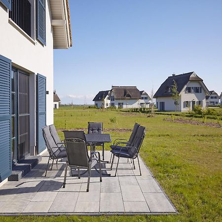 Reetland Am Meer - Premium Reetdachvilla Mit 3 Schlafzimmern, Sauna, Kamin Und Massagesessel F05 德兰斯克 外观 照片