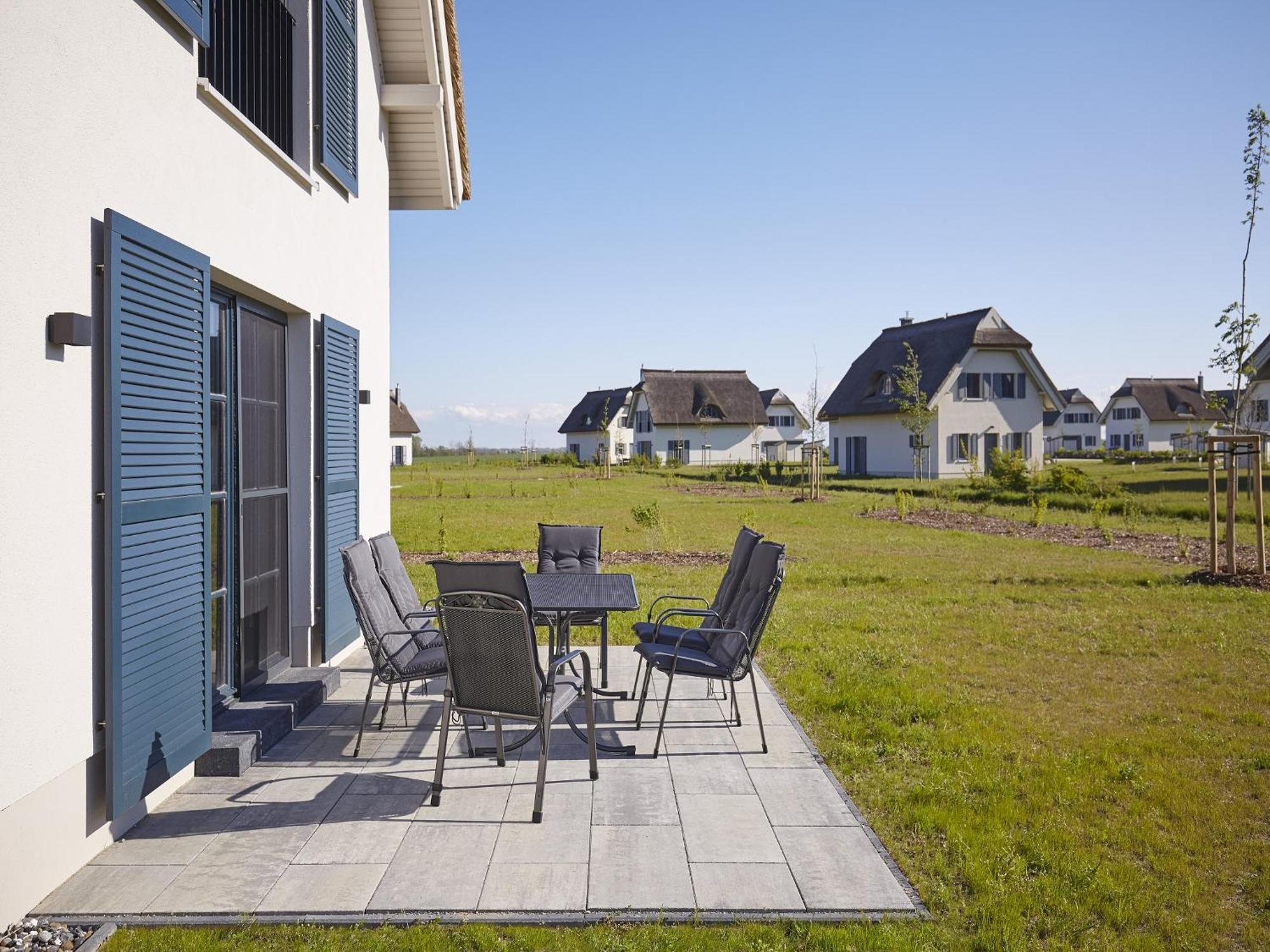 Reetland Am Meer - Premium Reetdachvilla Mit 3 Schlafzimmern, Sauna, Kamin Und Massagesessel F05 德兰斯克 外观 照片